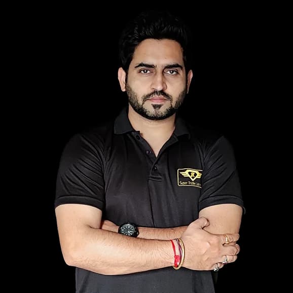 Super Trader Lakshya